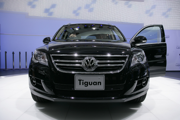 tHNX[Q Tiguan [^[V[2007